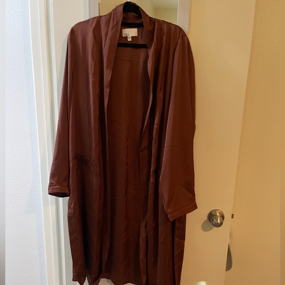 DR2 long cape